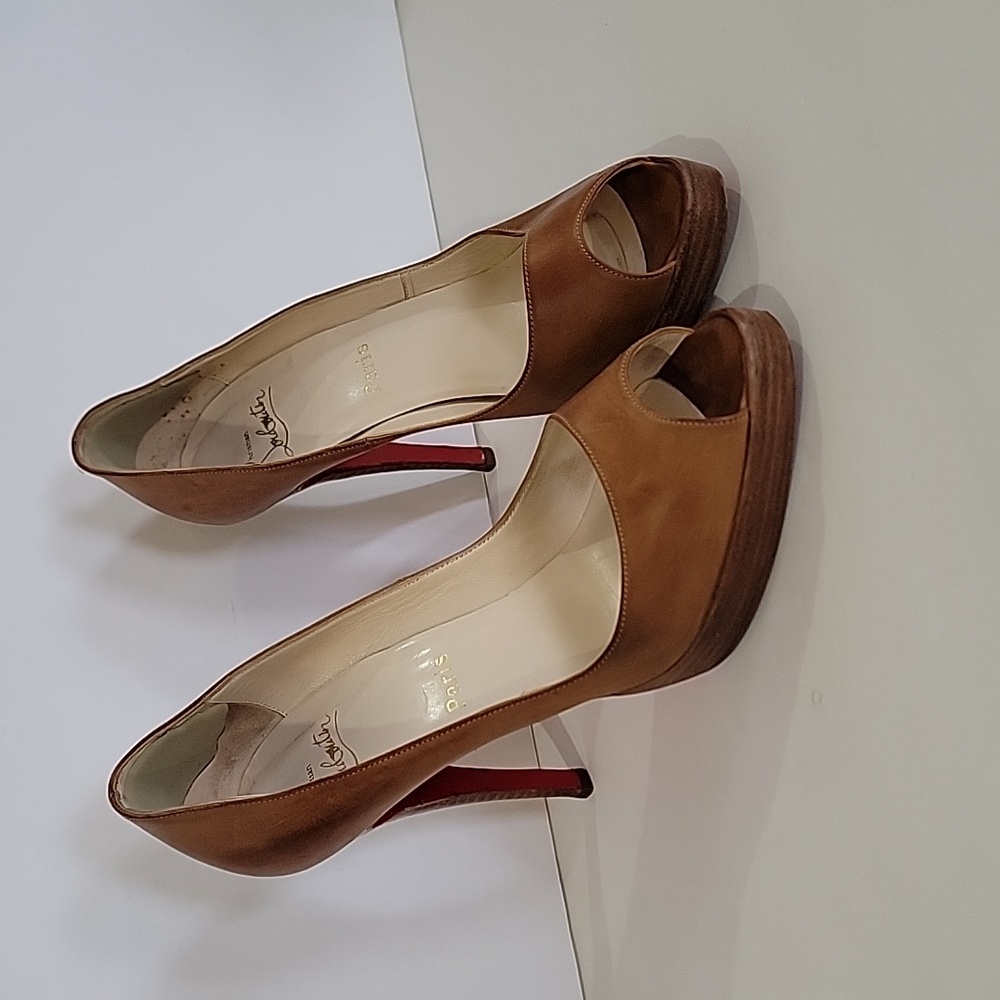 Christian Louboutin Leather red bottoms D'Orsay tan peep toe pumps 39.5
